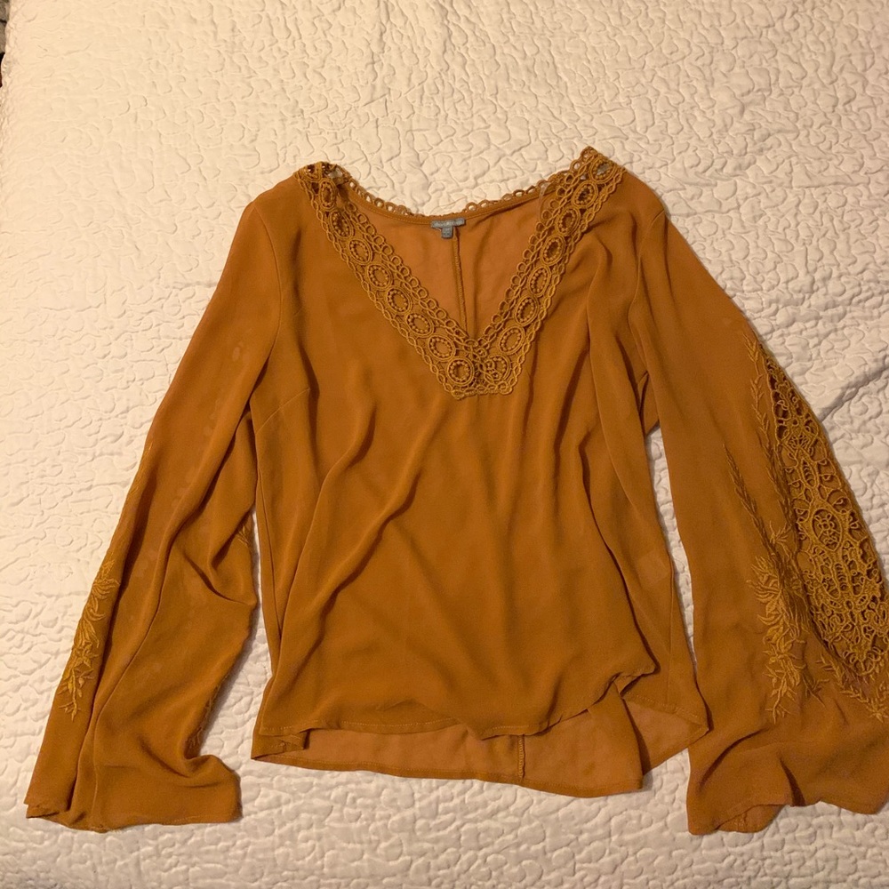 Mustard top with lace detail